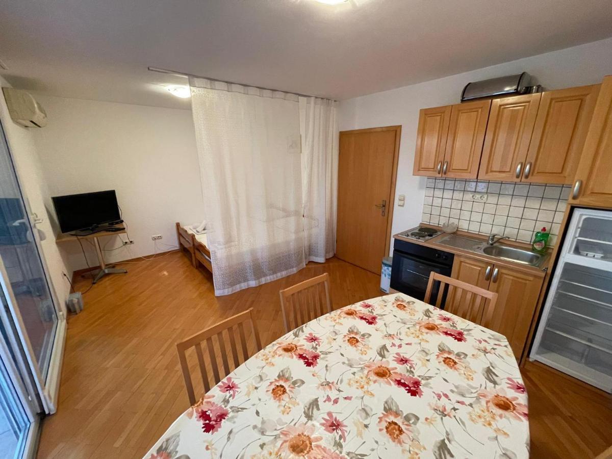Villa Hercegovina Sveti Filip i Jakov Ruang foto